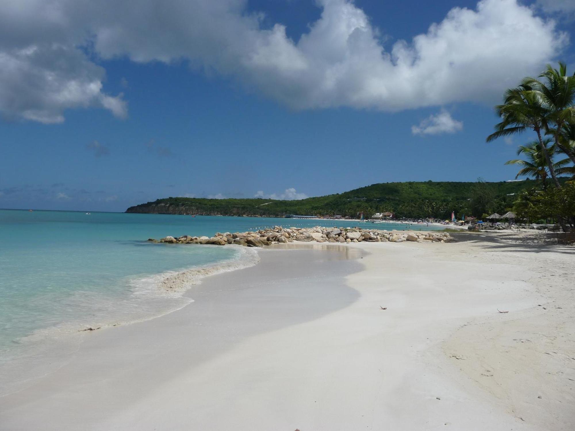 Buccaneer Beach Club Dickenson Bay Exterior foto